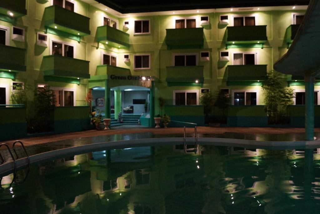 Green One Hotel Isla de Mactán Exterior foto